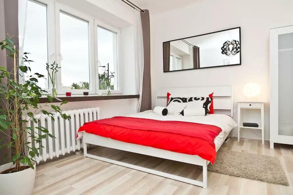 Wstapartments Mlynarska 13 Varsovie Extérieur photo